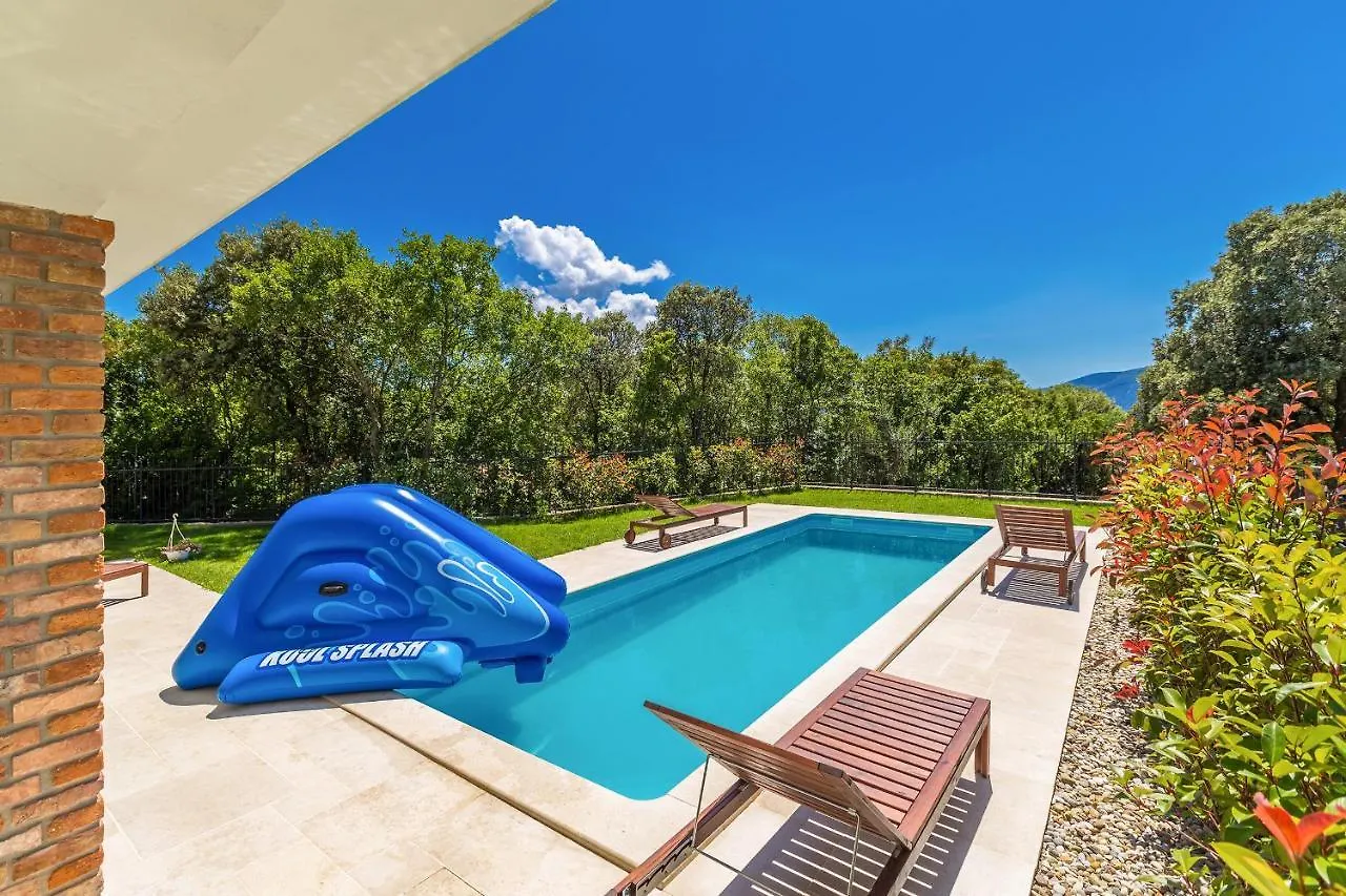 Holiday House Chiara Vrh